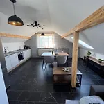 Loft Apartment *